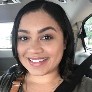 Meet your Posher, Tinisha